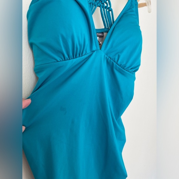 A Pea in the Pod Maternity Tankini top - Picture 3 of 5